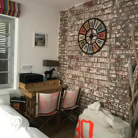 Grande Maison A 300m Et Commerces, Parking 2places Et Linge Inclus