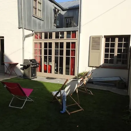 Grande Maison à 300m Et Commerces, Parking 2places Et Linge Inclus *