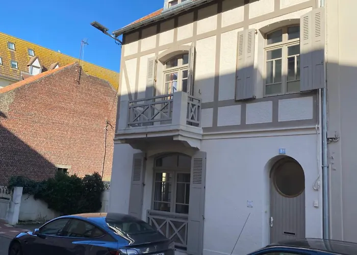 Casa vacanze Grande Maison à 300m Et Commerces, Parking 2places Et Linge Inclus *