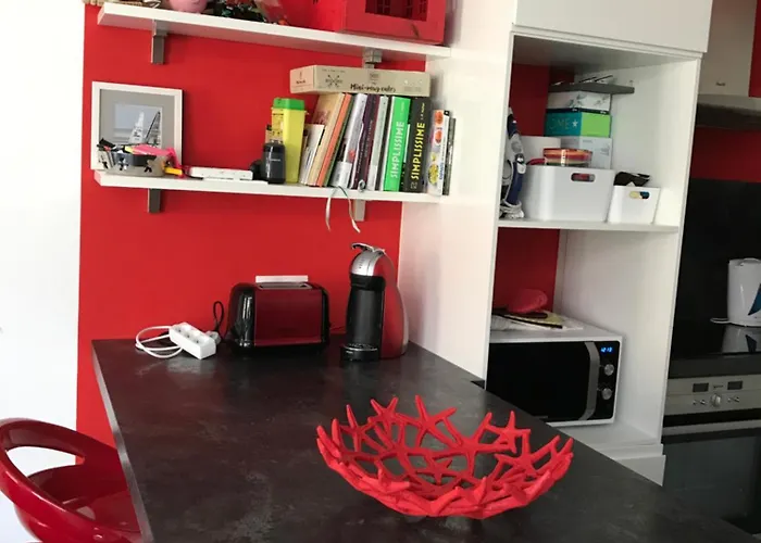 Hébergement de vacances Grande Maison à 300m Et Commerces, Parking 2places Et Linge Inclus *